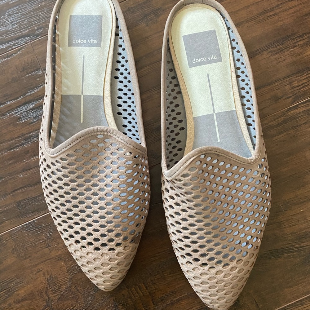 Dolce Vita Flats
